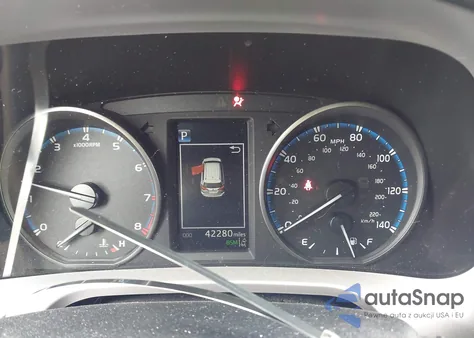 2018 Toyota Rav4 Xle из США, поврежденный, VIN JTMWFREV6JJ189928